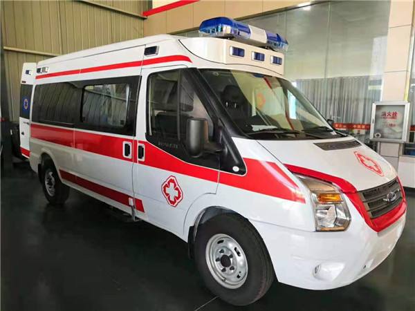 长子县福特V362救护车